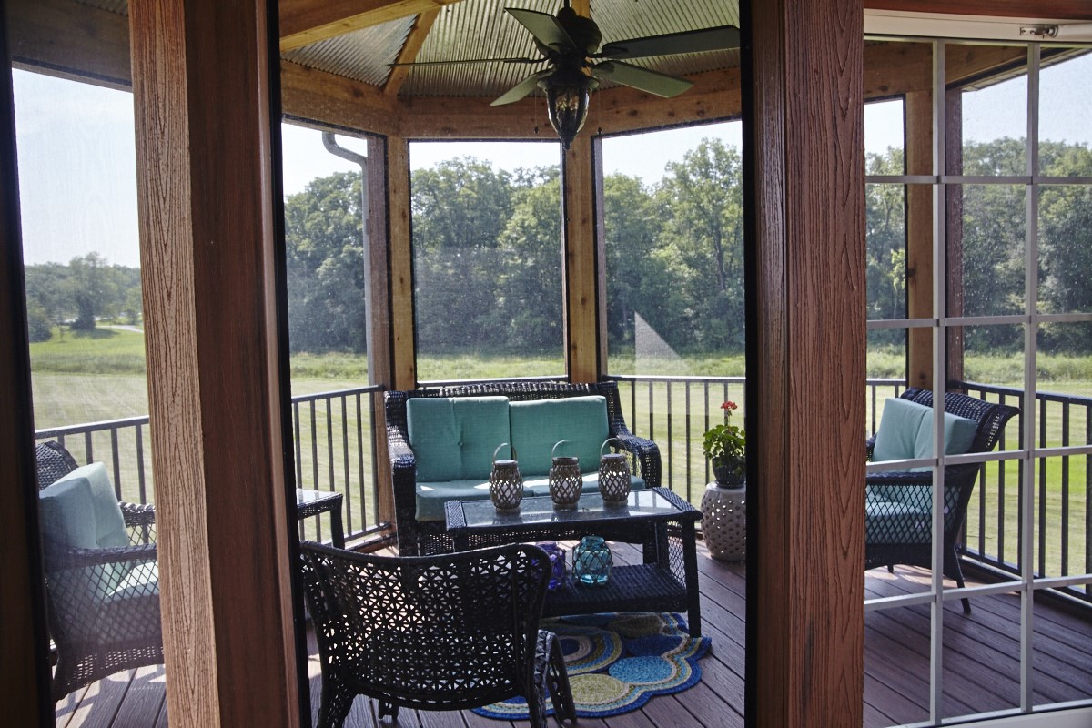 screened in porch