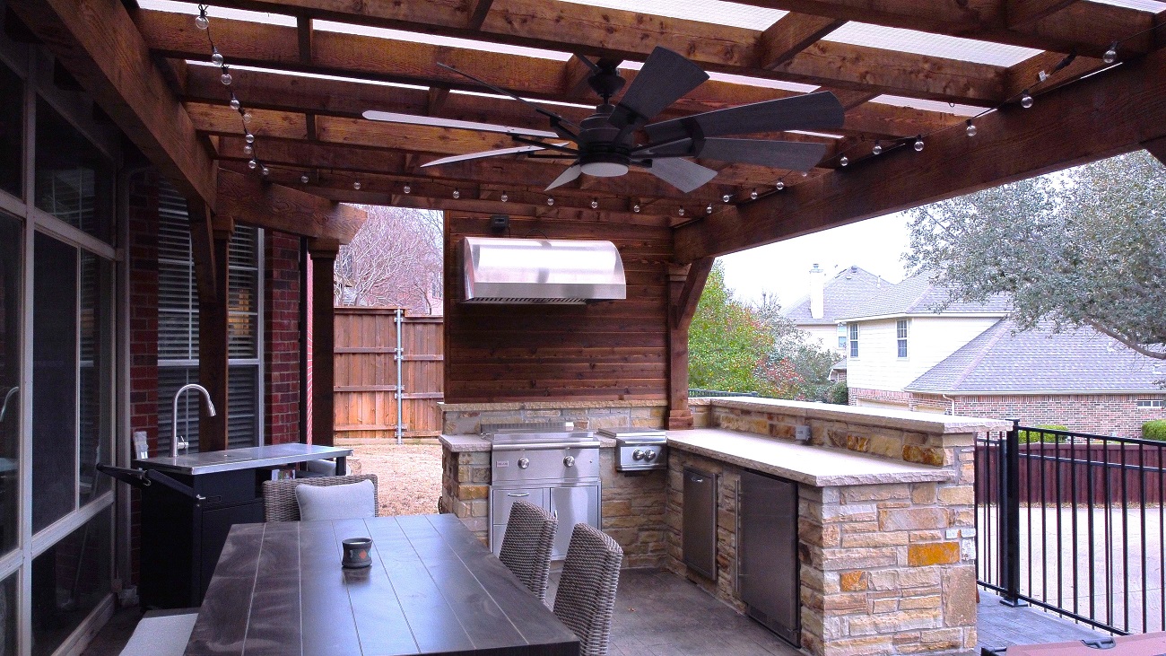 Outdoor Dining Table
