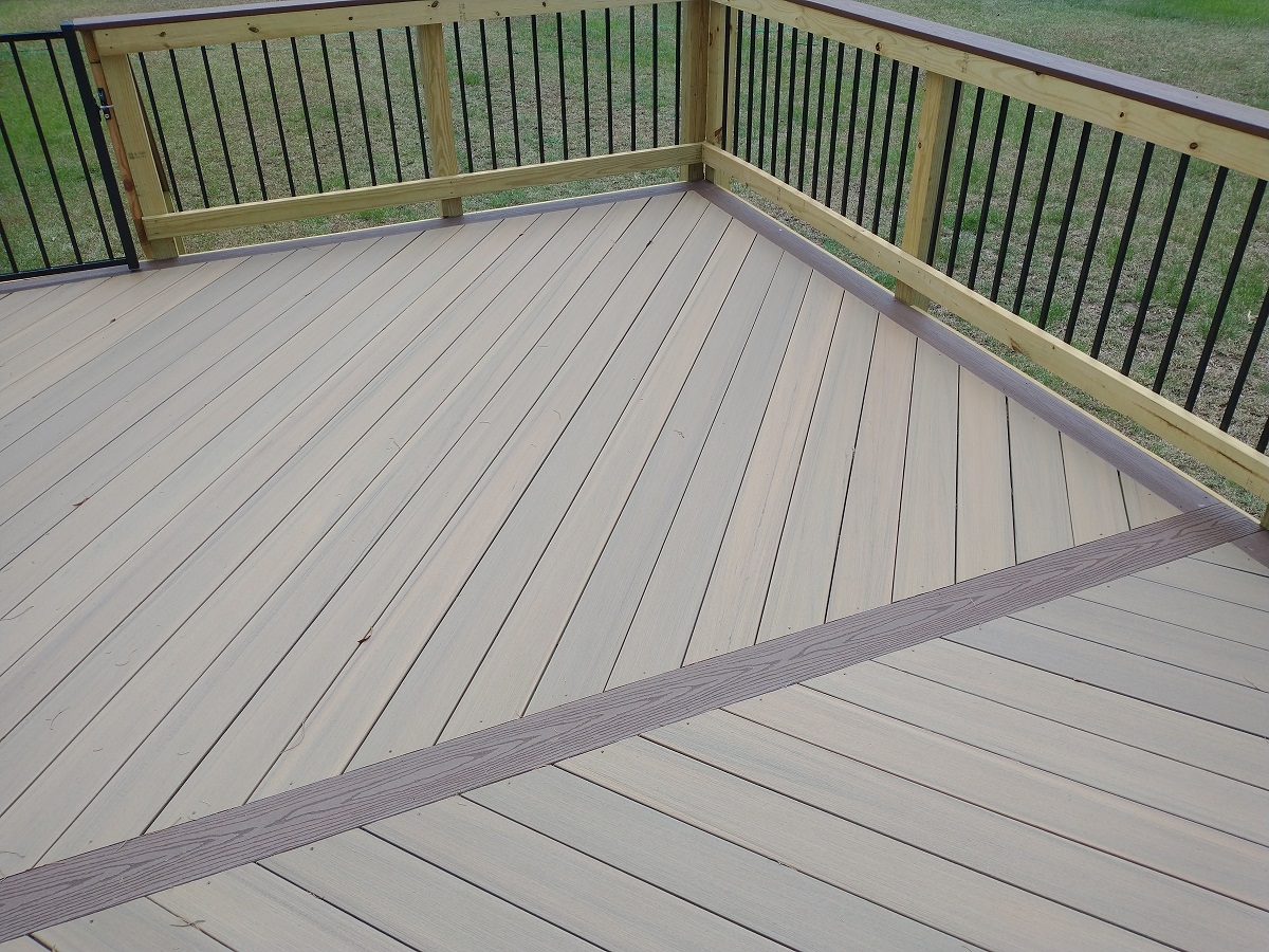 Fiberon PVC Deck