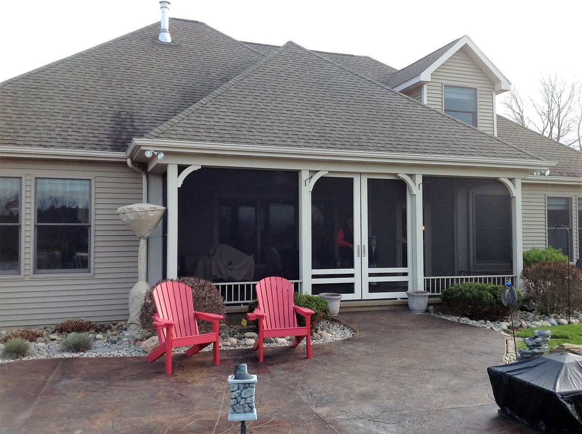screened in porch