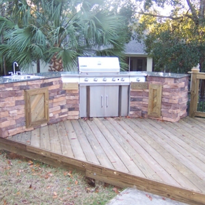 Outdoor Kitchen