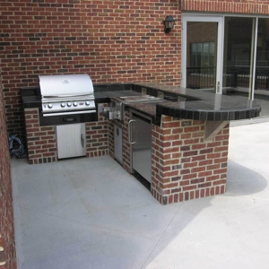 Outdoor Kitchen