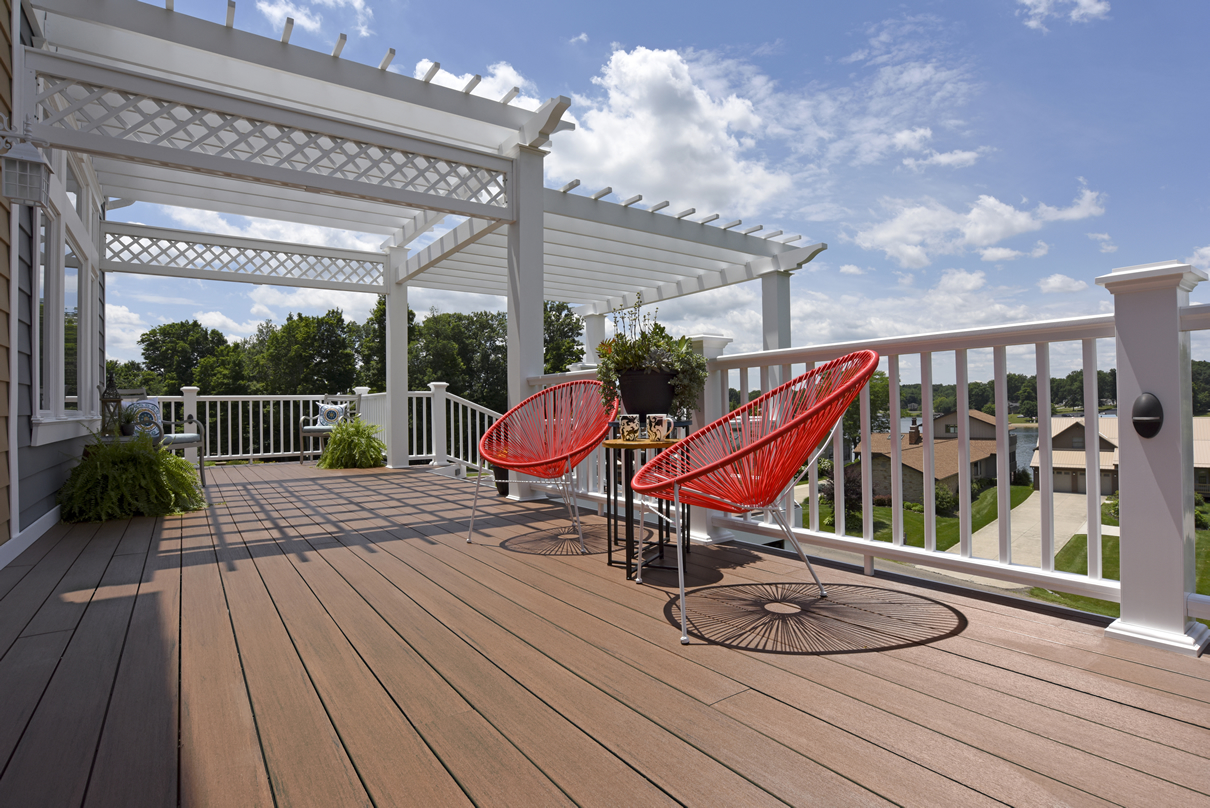 indianapolis custom louvered pergola