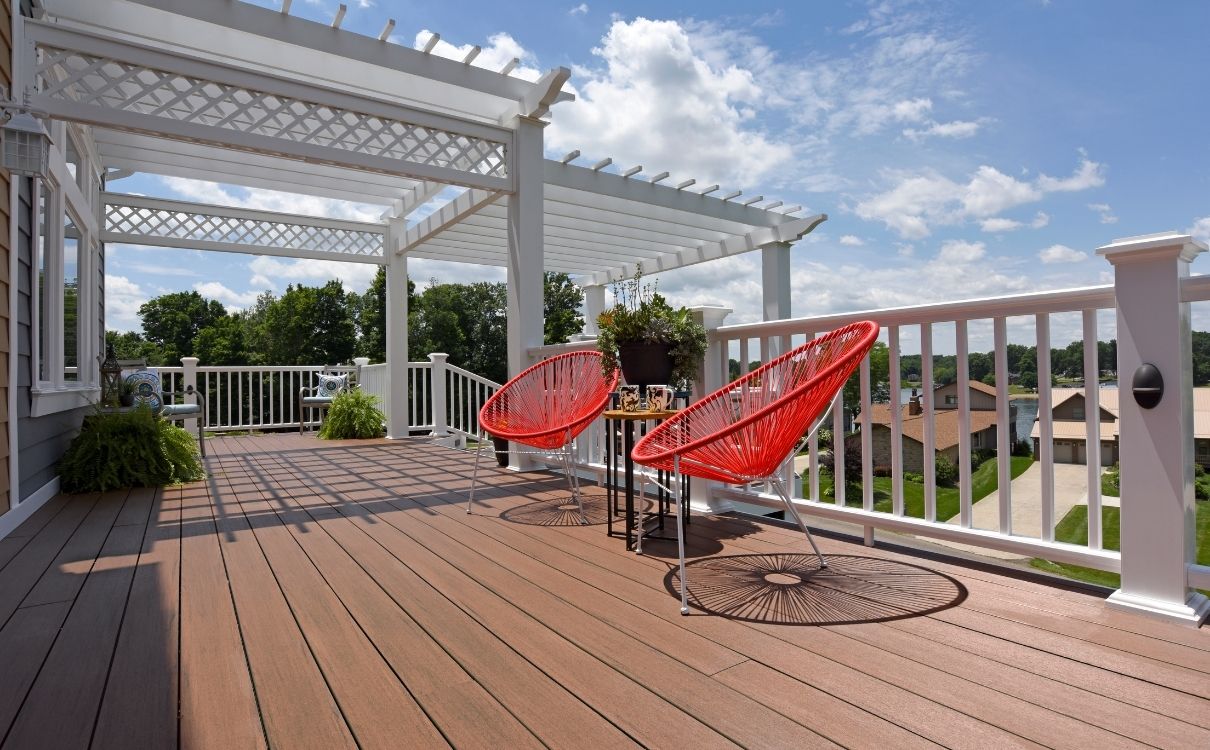 Arlington deck builders near me