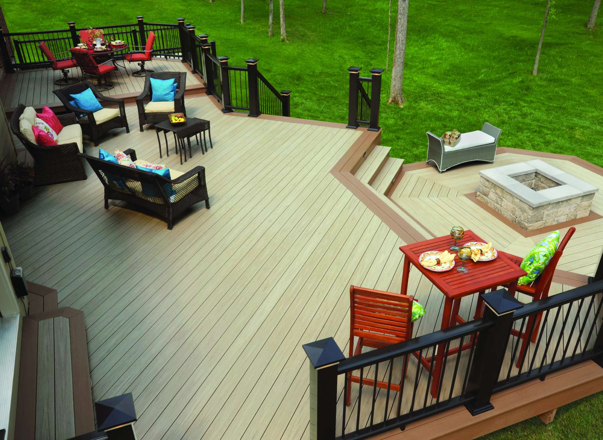 Auburn Deck Builders | Custom Deck Design & Construction