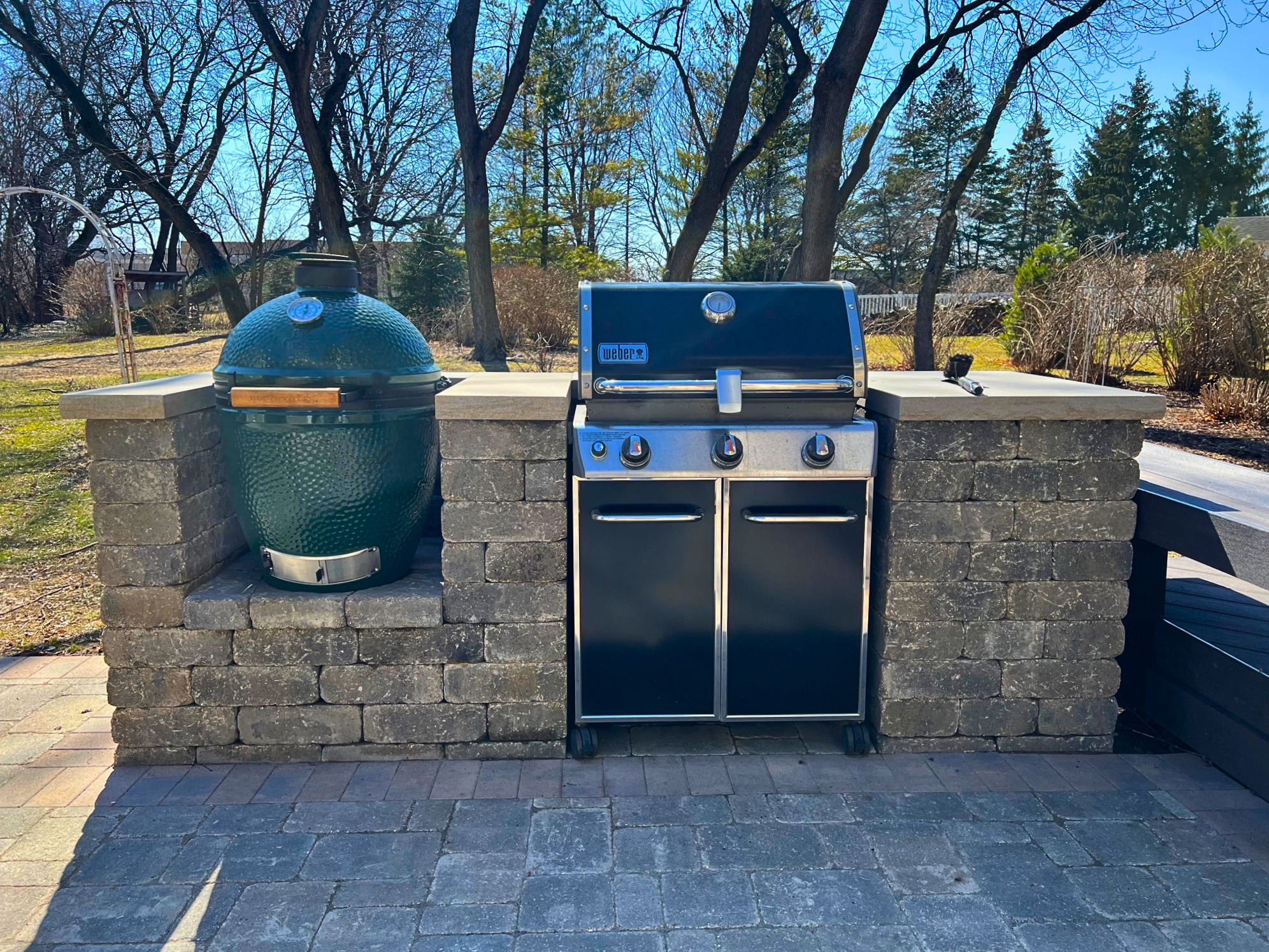 Outdoor kitchen with a grill and green egg in Glen Ellyn, IL.