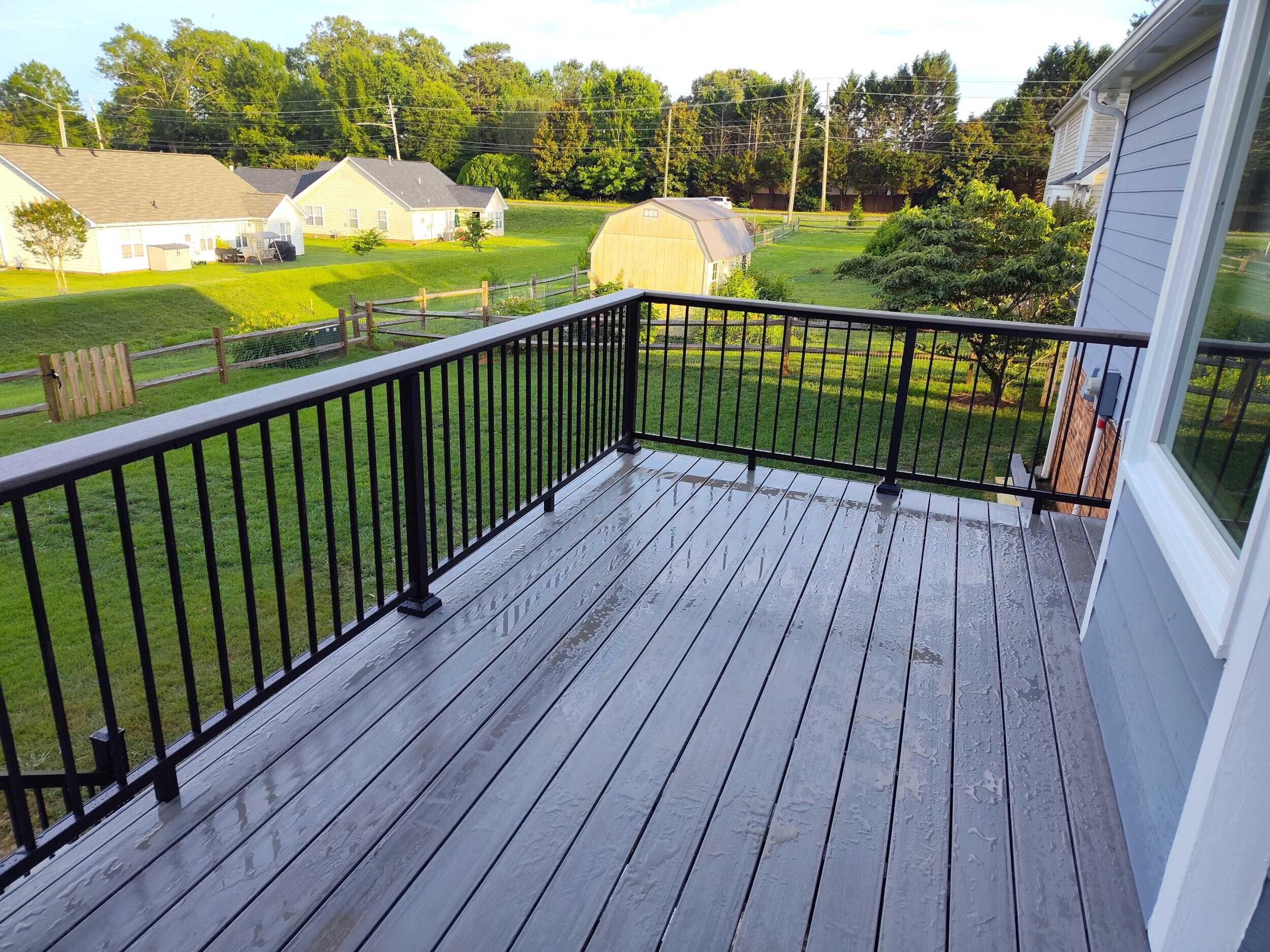 Composite & Vinyl Decks