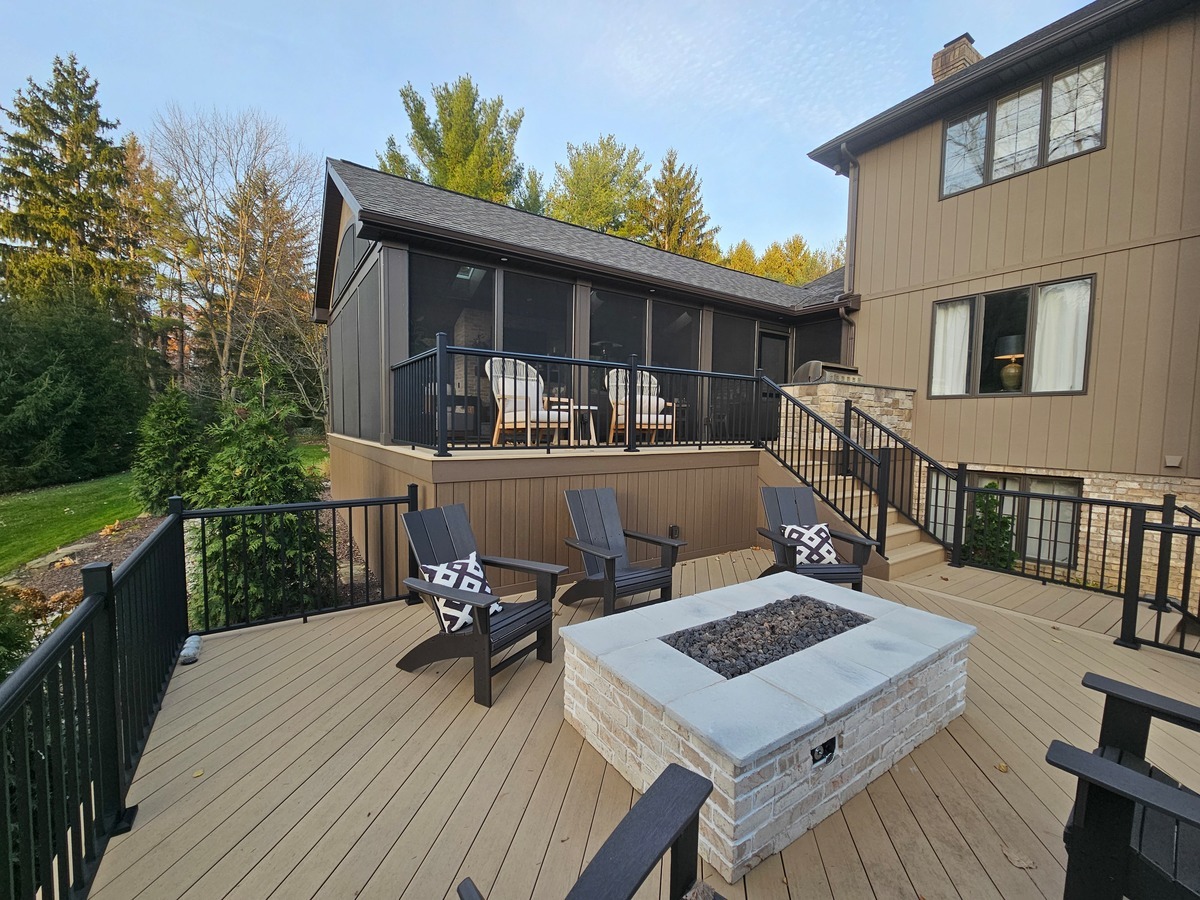 screened porch and deck in berwyn pa