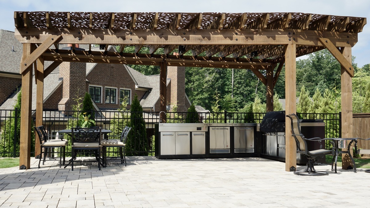 virginia-beach-pergola-installation.jpg