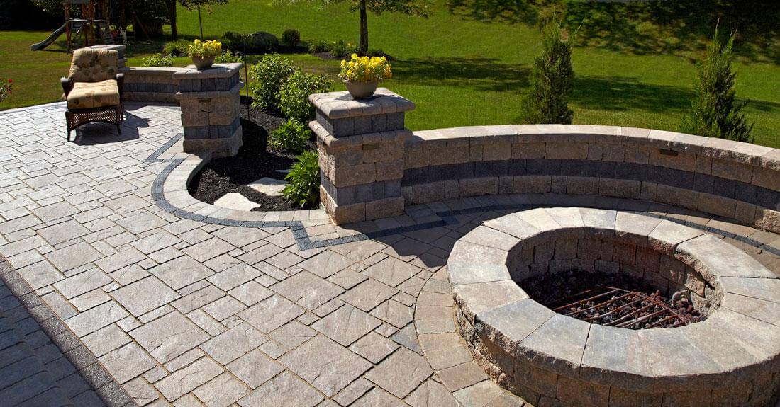 paver patio with fire pit