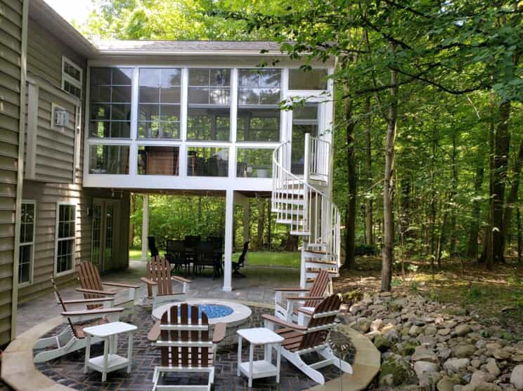 3 seasons deck