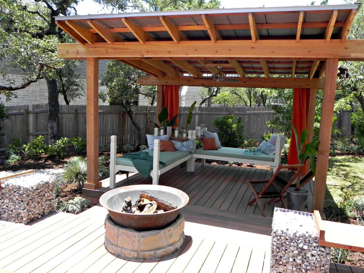 Screened in patio