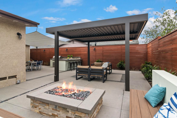 outdoor area