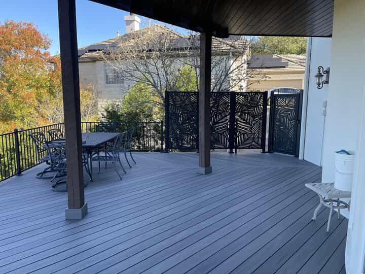custom privacy deck