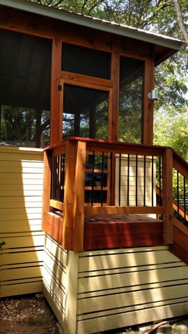 detached covered porch