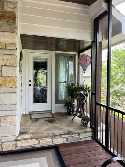 steiner ranch covered area leading to screen porch