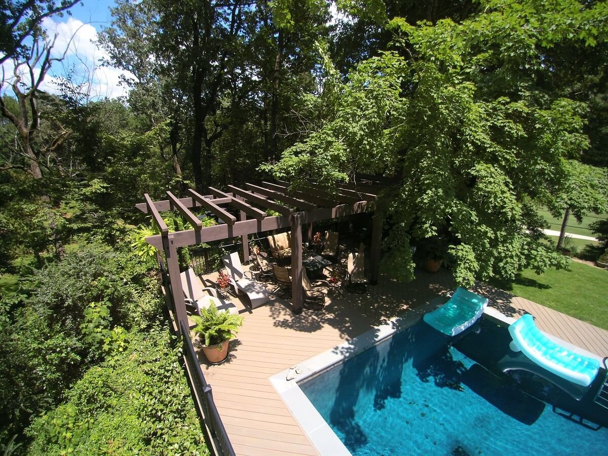 Pool deck with pergola