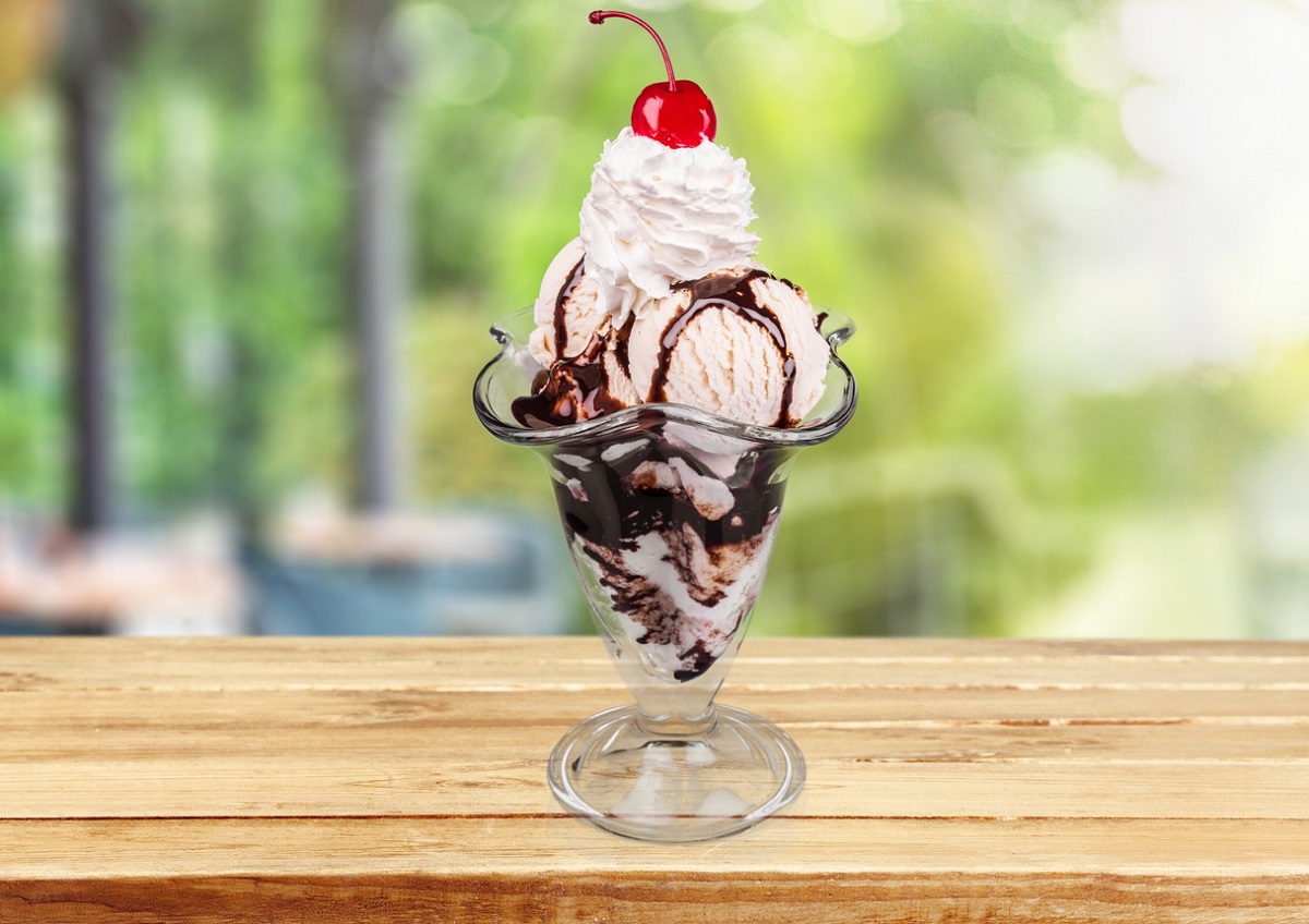ice cream on pergola