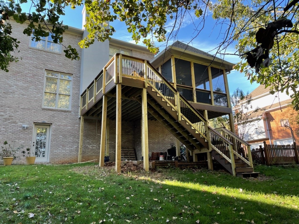 Lake Crest Deck and Porch Builders, Hoover, AL