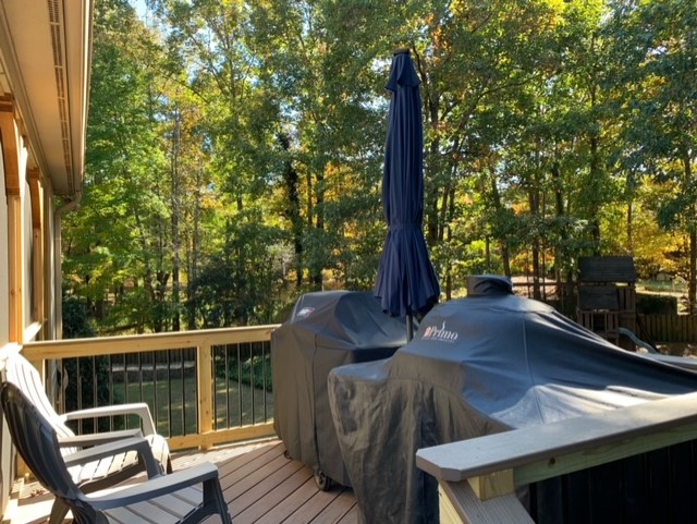 Birmingham, AL deck and screened porch combination.
