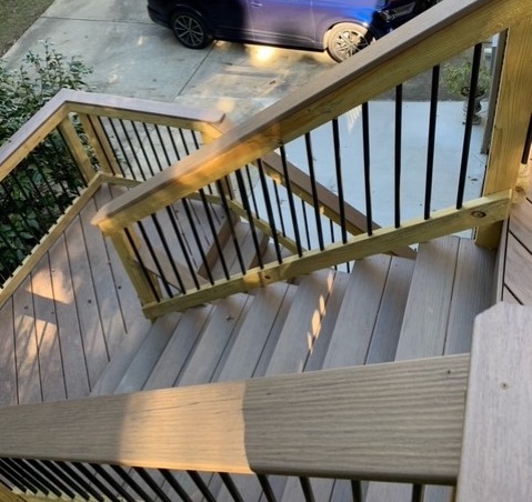 Birmingham, AL deck and screened porch combination.