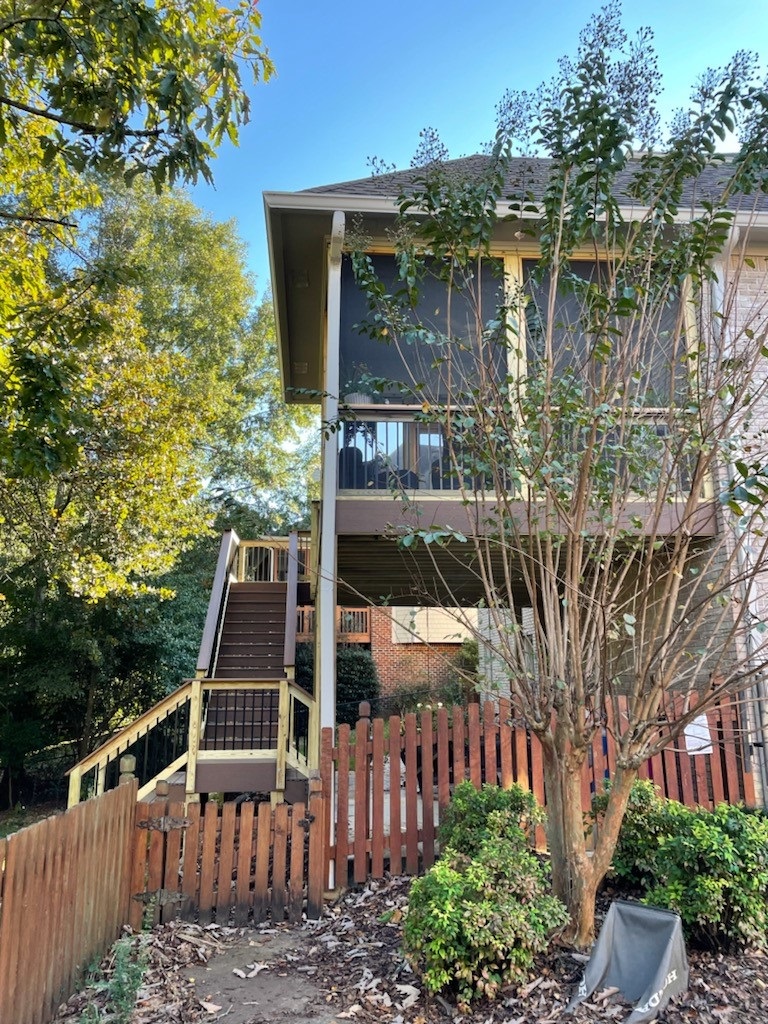 Lake Crest Deck and Porch Builders, Hoover, AL
