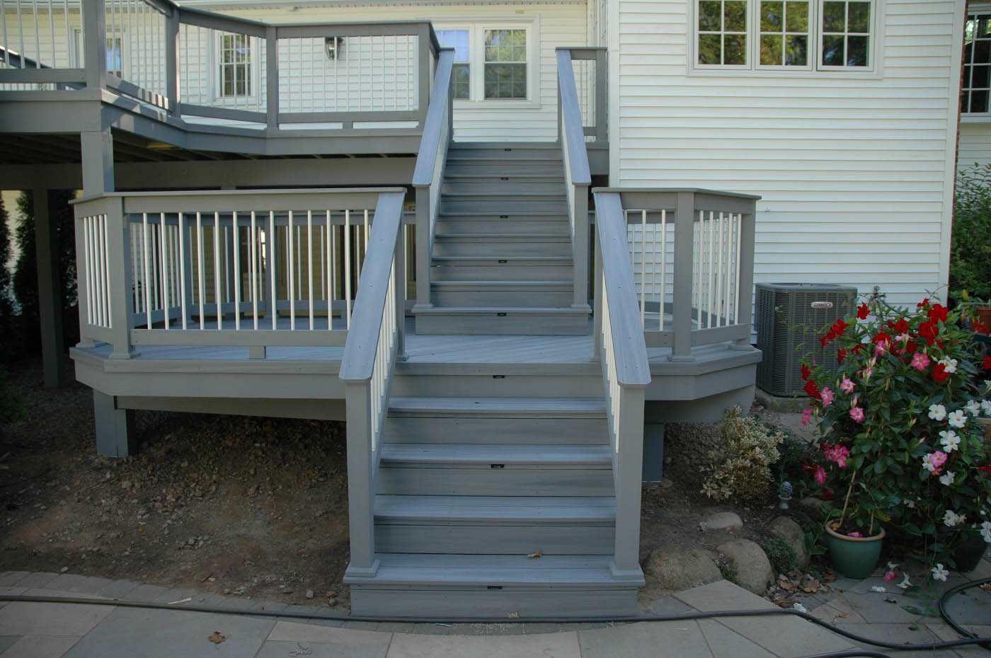 Multilevel Decks Photo Gallery