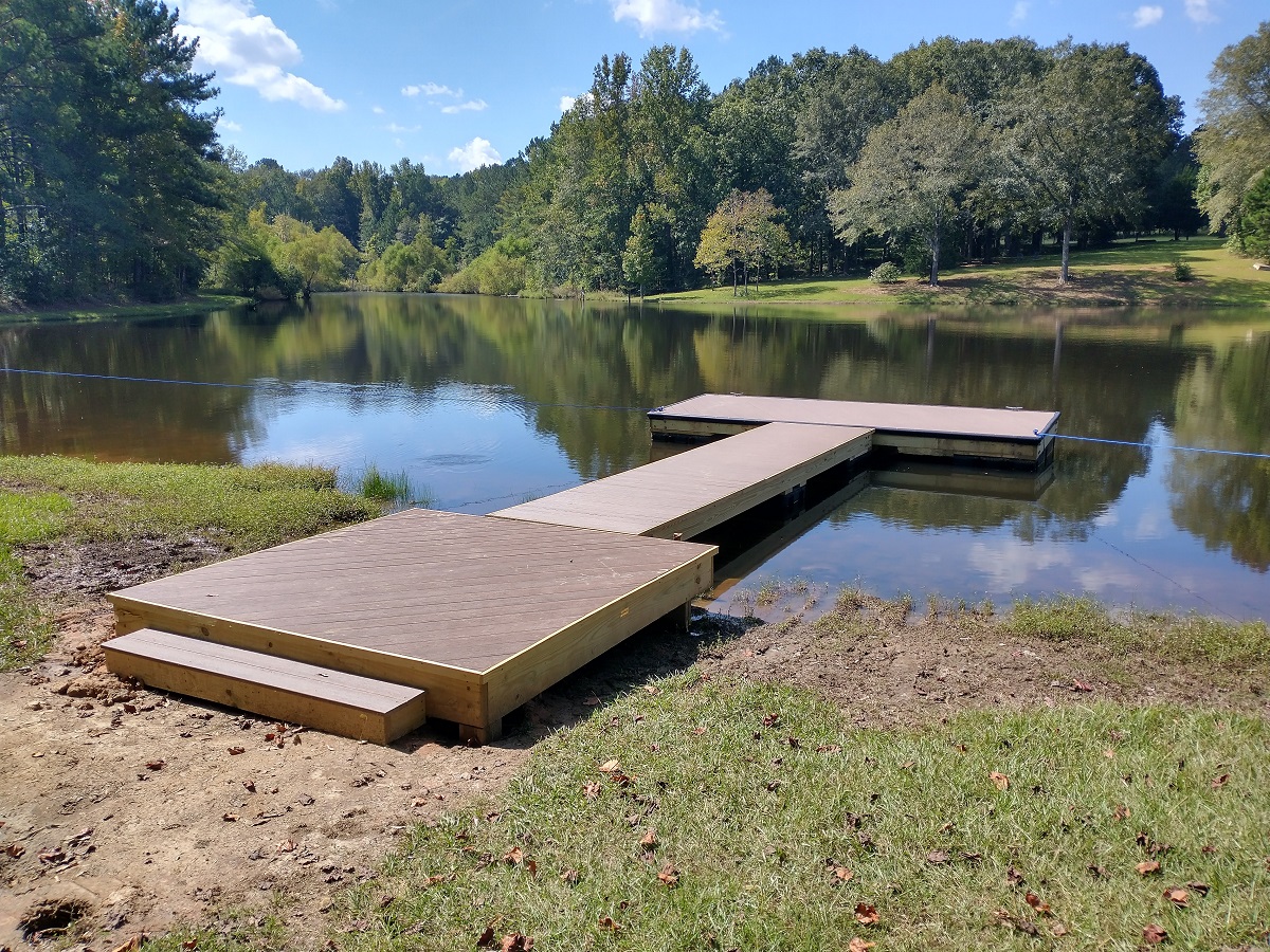 Floating deck dock