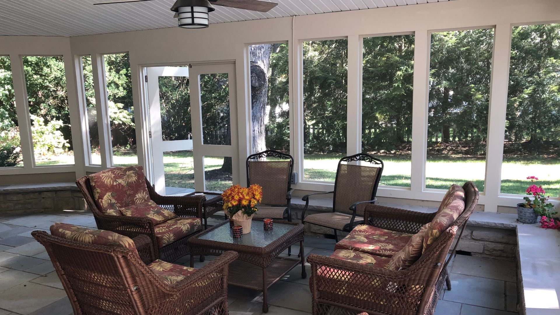 screened porch builders