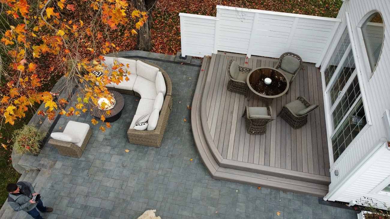 combination outdoor living space builder