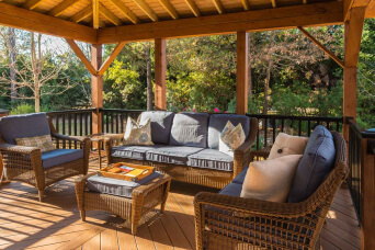 Columbia Detached covered porch