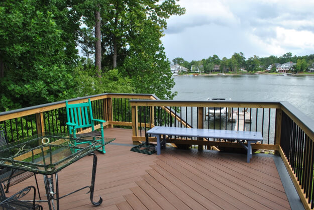 Trex deck on Lake Murray in Lexington SC