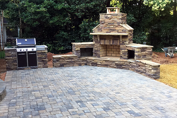 Can I Have A Paver Patio Installed In Winter Southpark Charlotte NC 1)