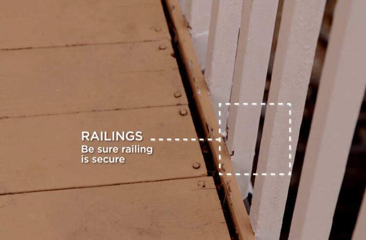 Deck safety structure