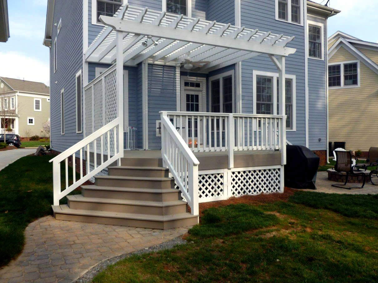 Fort Mill deck builder