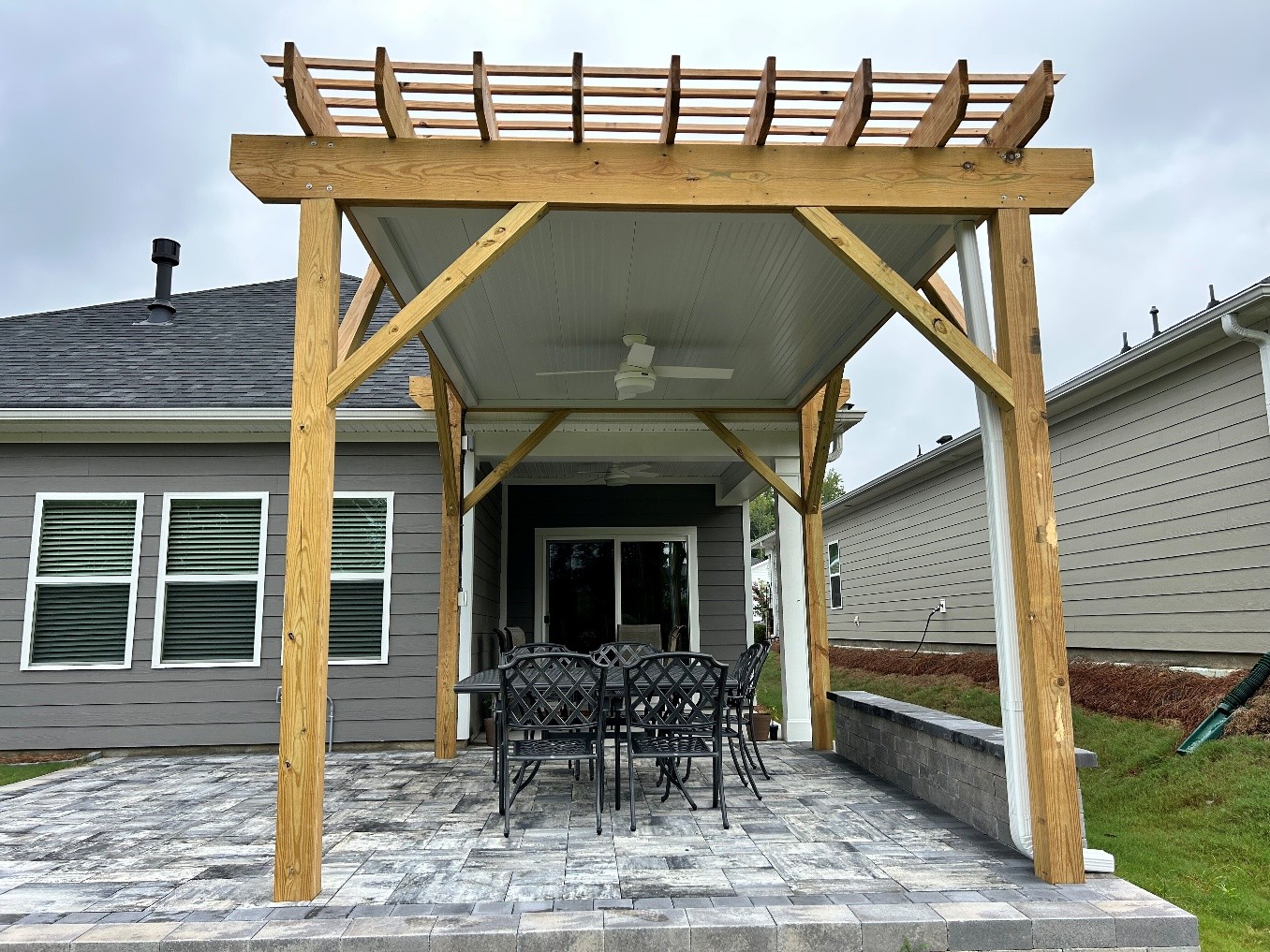 pergola