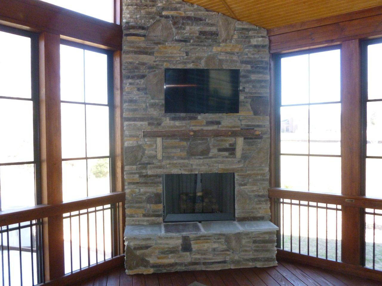 Outdoor Fireplaces & Fire Pits