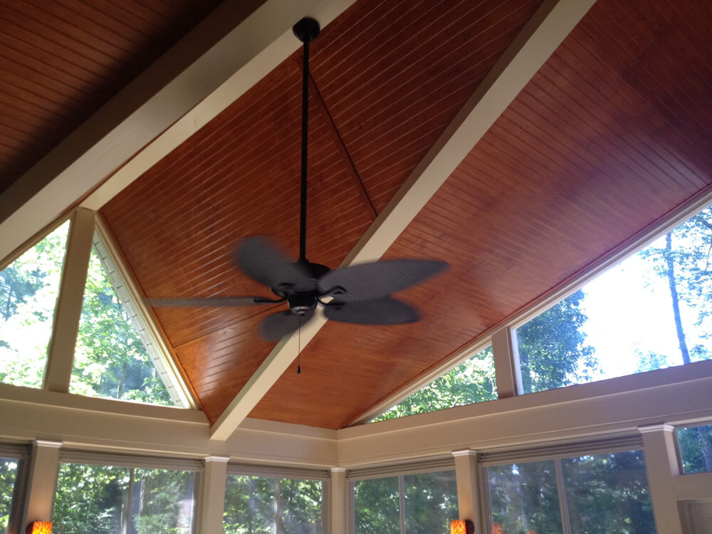 porch ceiling with ceiling fan