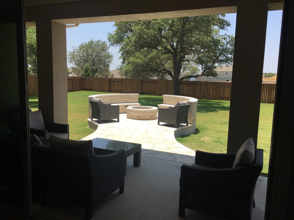 fire pit with seating walls