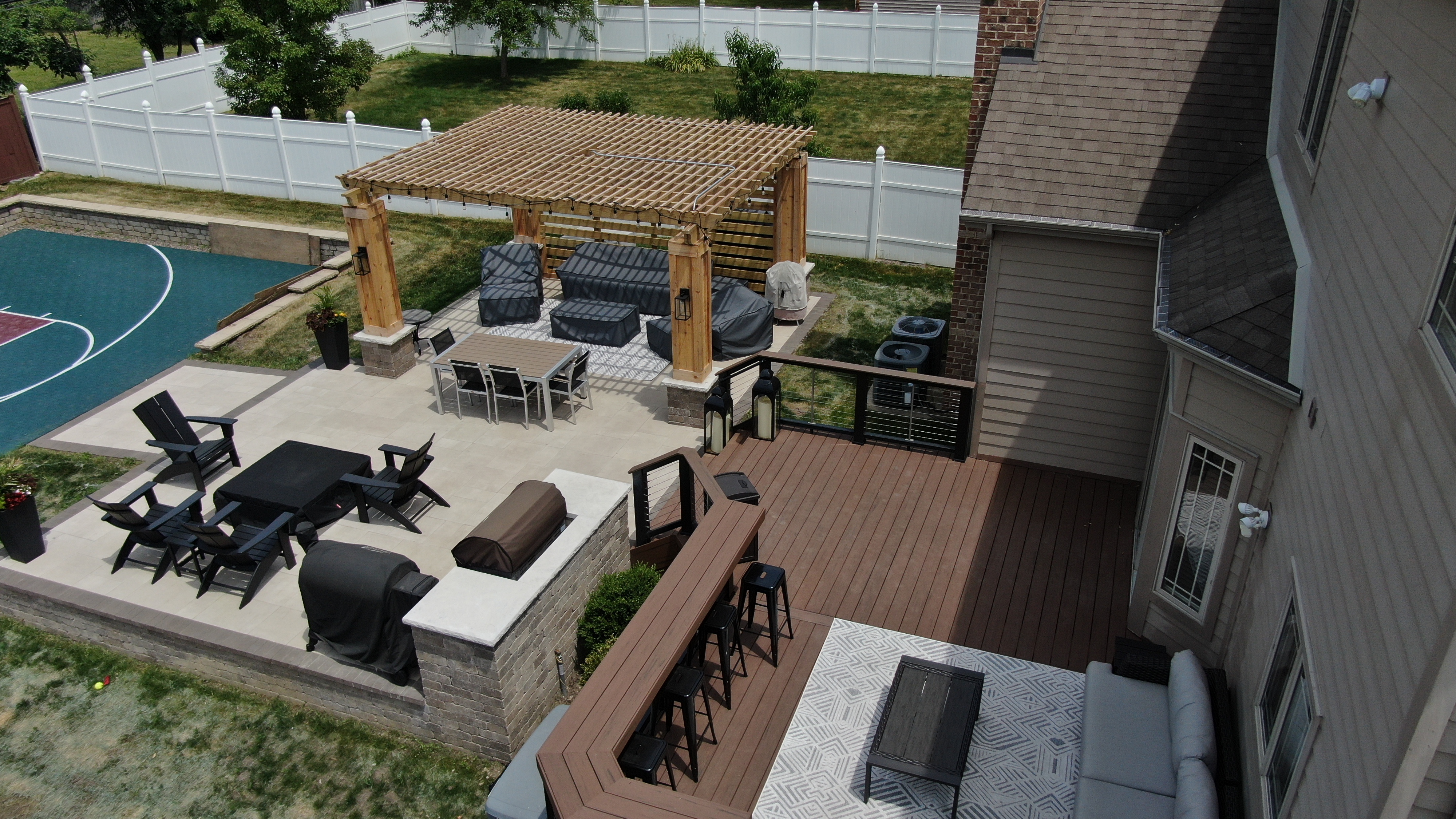 Composite & Vinyl Decks