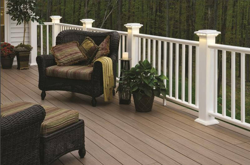 Custom deck with plants
