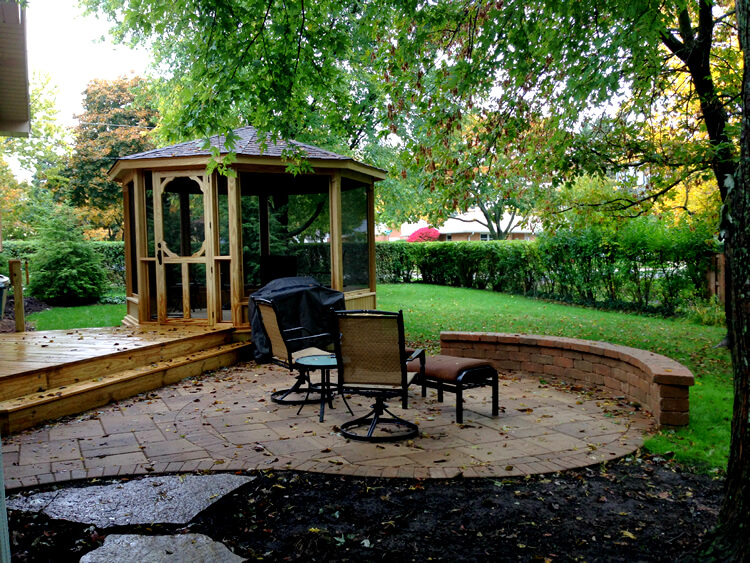 Arlington Heights screened gazebo