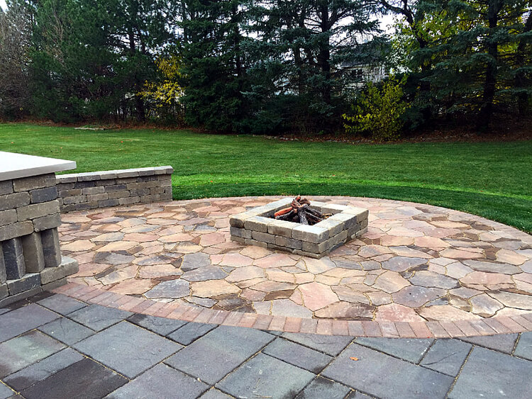 Custom patio design with fire pit