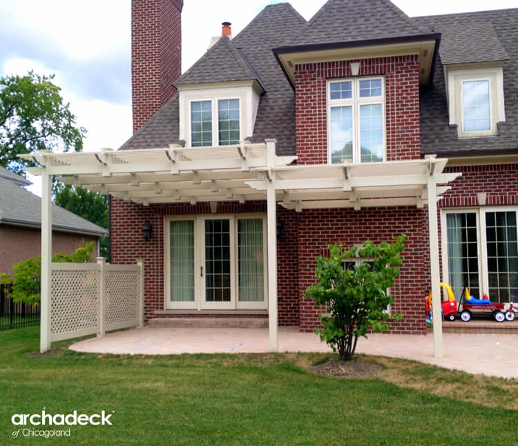 Multi level vinyl pergola