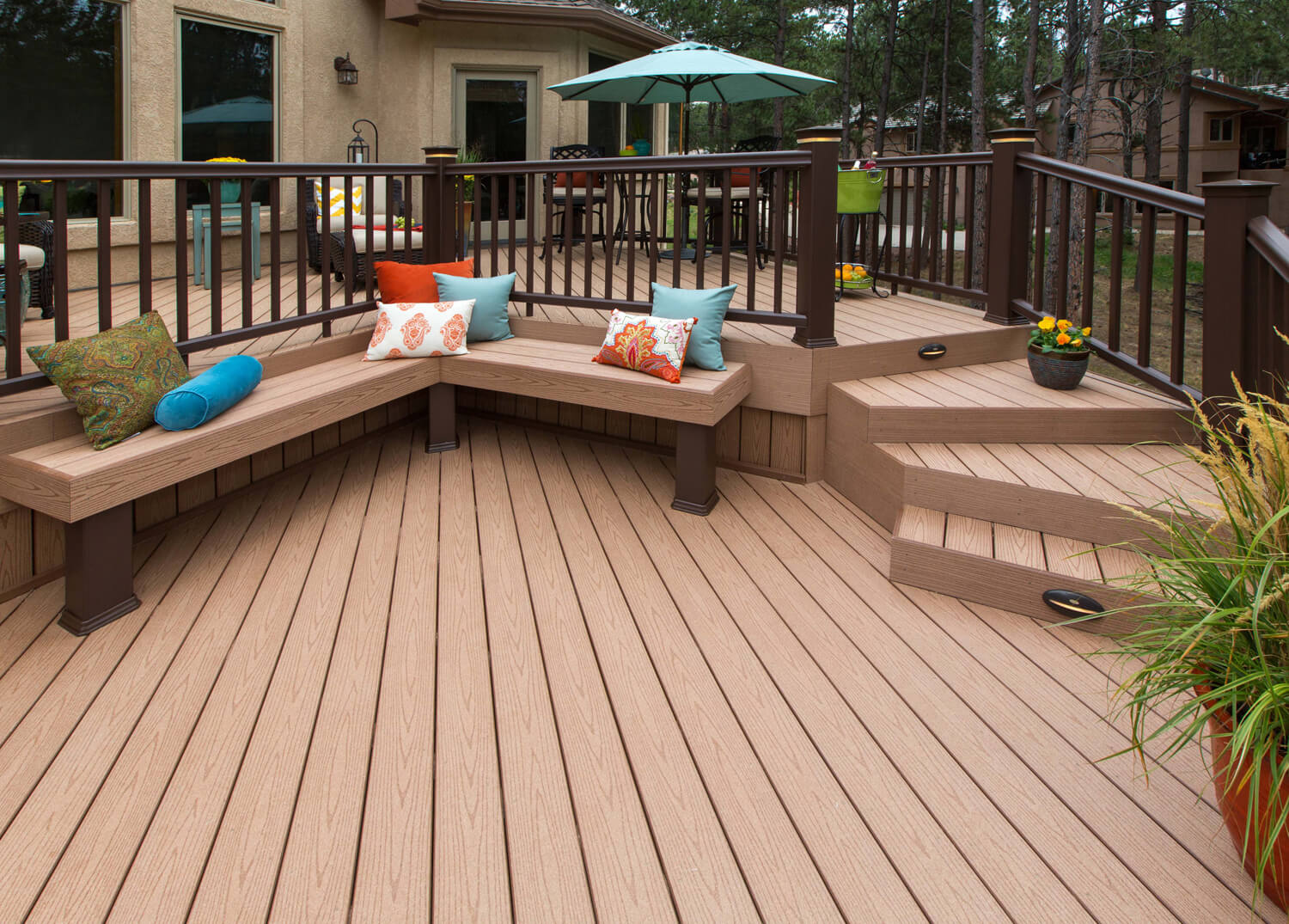 Custom deck with cedar