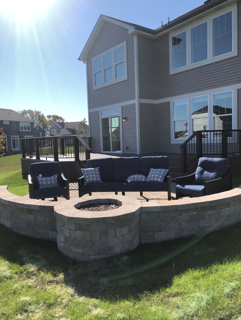 Crystal Lake deck patio