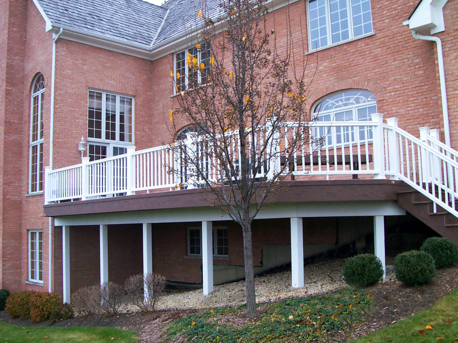 Composite & Vinyl Decks