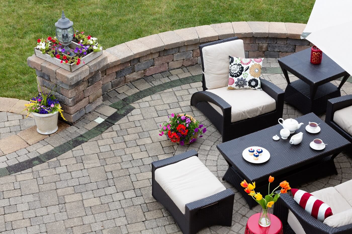Outdoor dining area