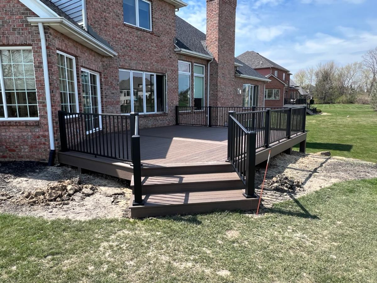 Azek American Walnut Deck In Fort Wayne