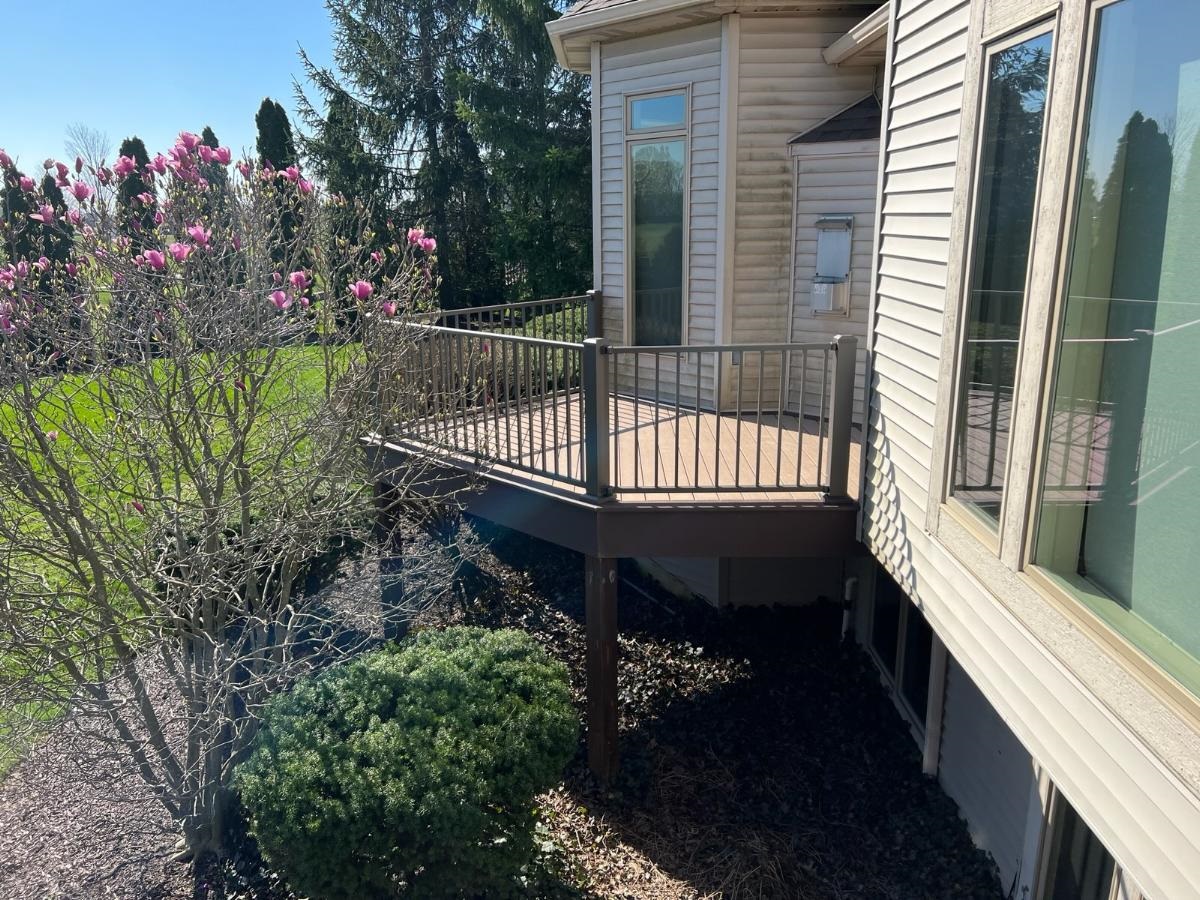 NE indiana custom deck